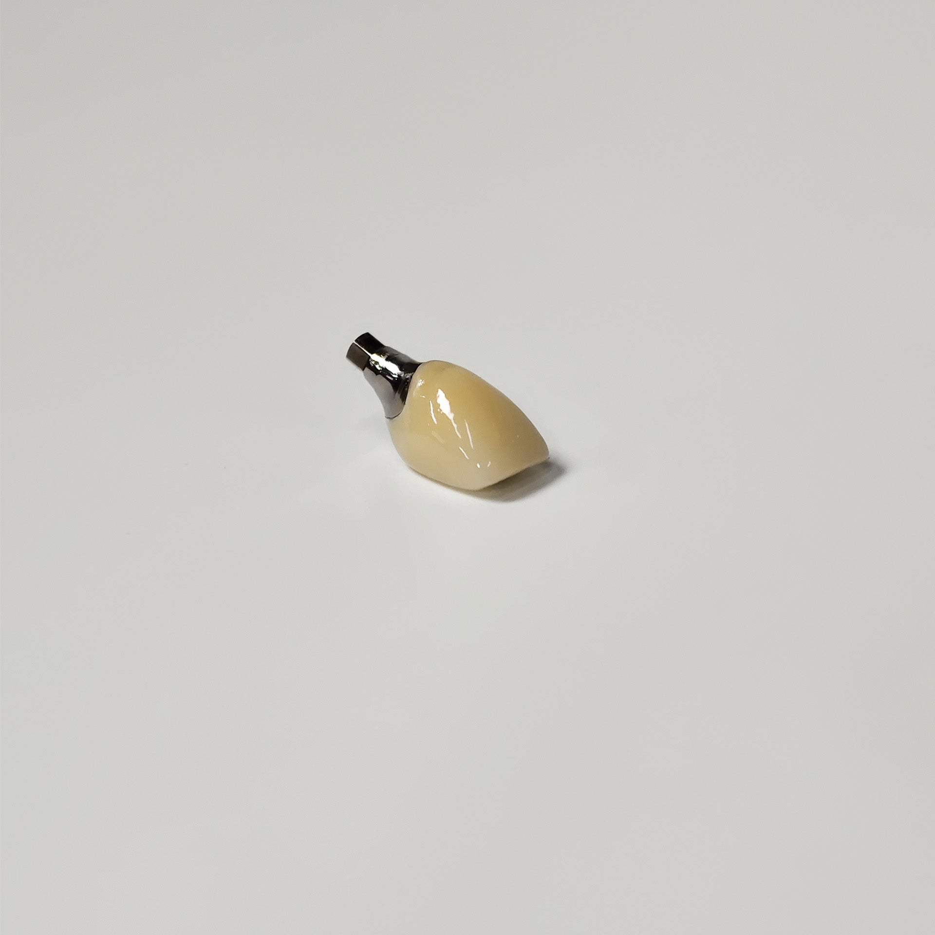Zirconia Crown With Screw Retained