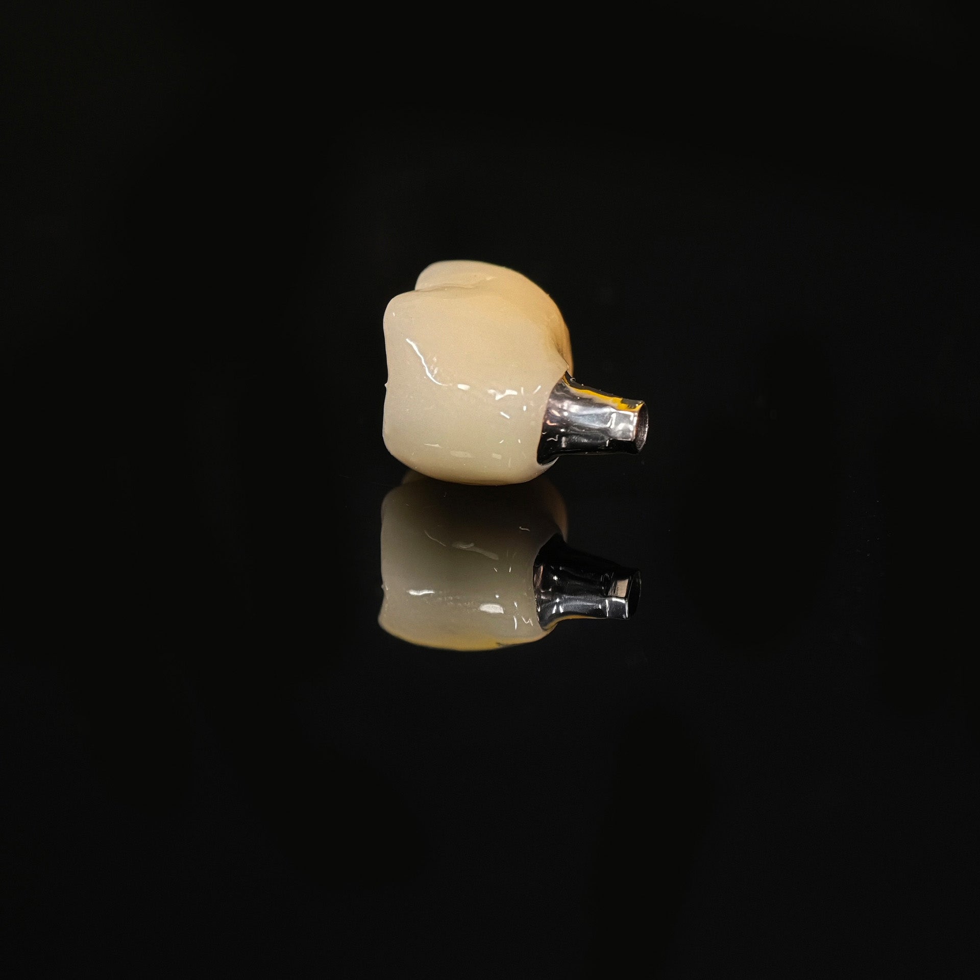 Zirconia Crown With Screw Retained