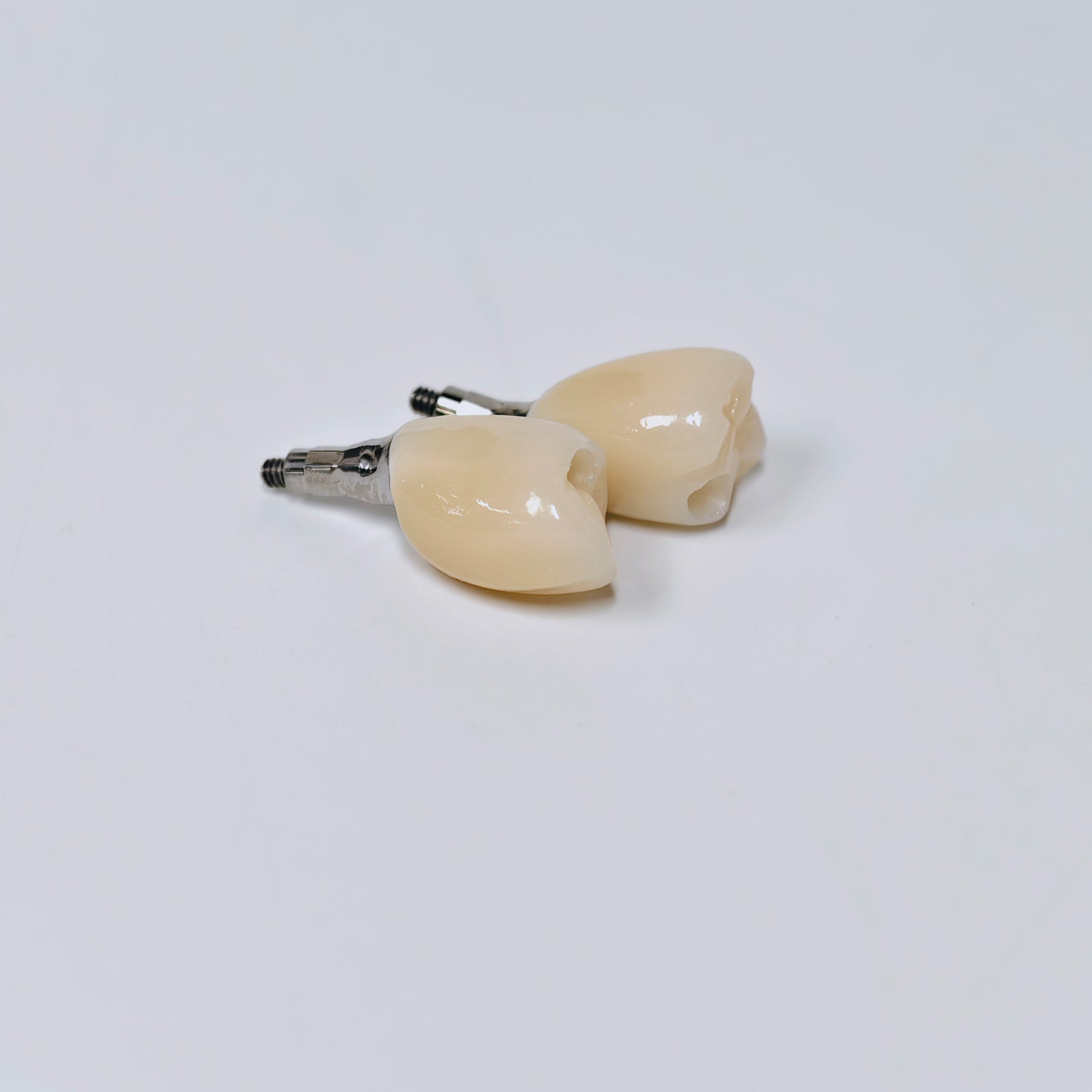 Zirconia Crown With Screw Retained