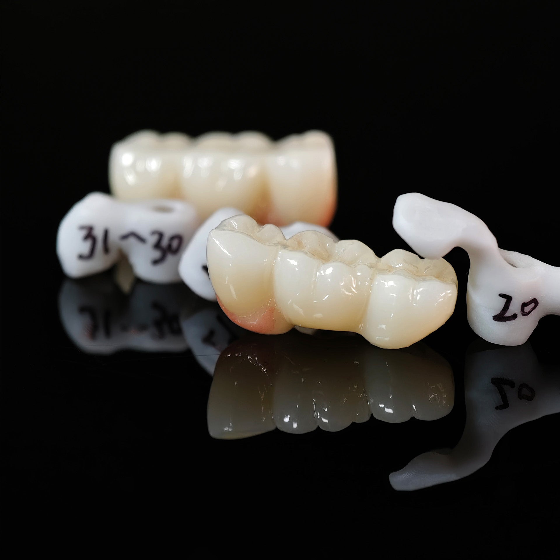 Zirconia Implant Bridge Screwmentable Dental Crown
