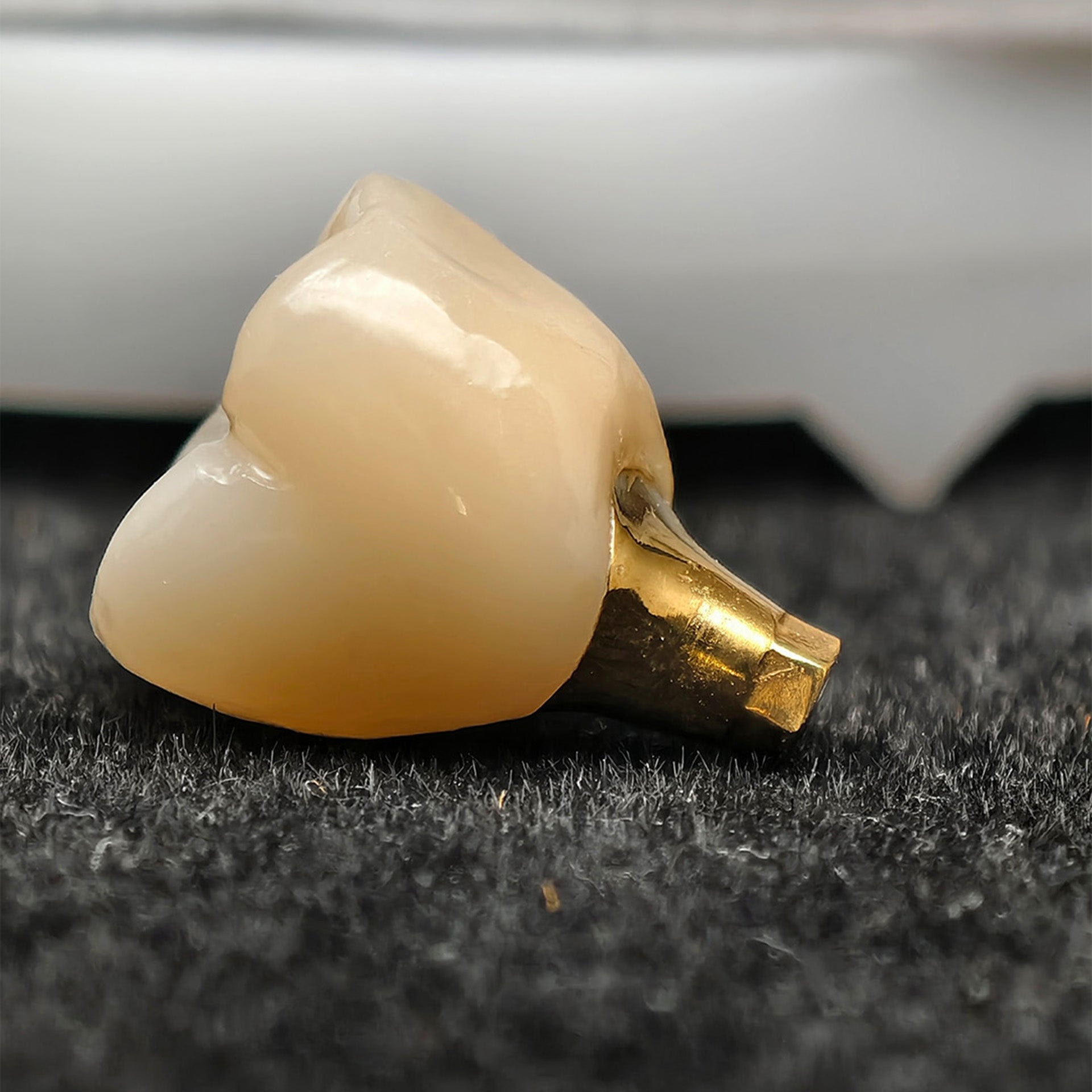 Custom Zirconia Implant Crown