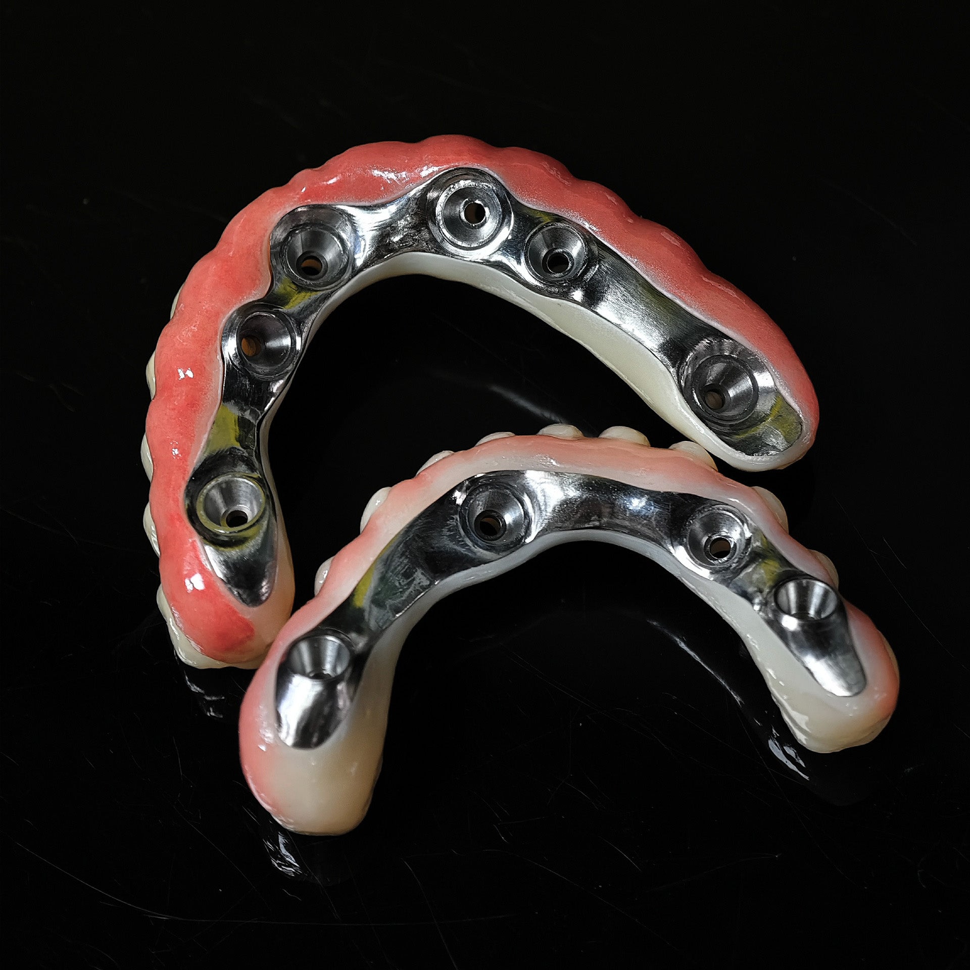 Ti-Bar Titanium Nitride Metal Frame With Zirconia Bridge For Full Arch Restoration