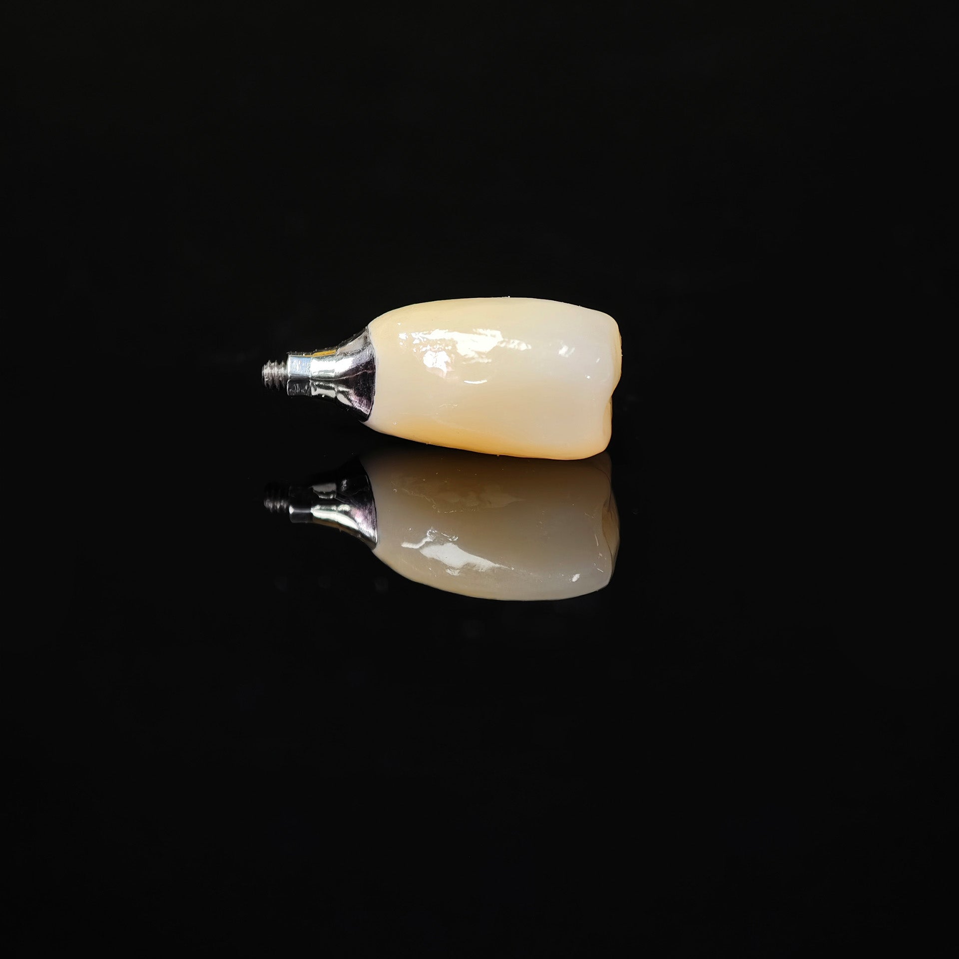 Zirconia Crown With Screw Retained