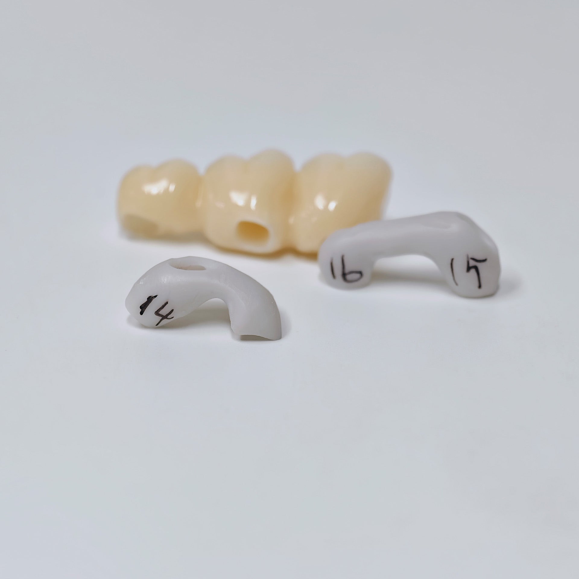 Zirconia Implant Bridge Screwmentable Dental Crown