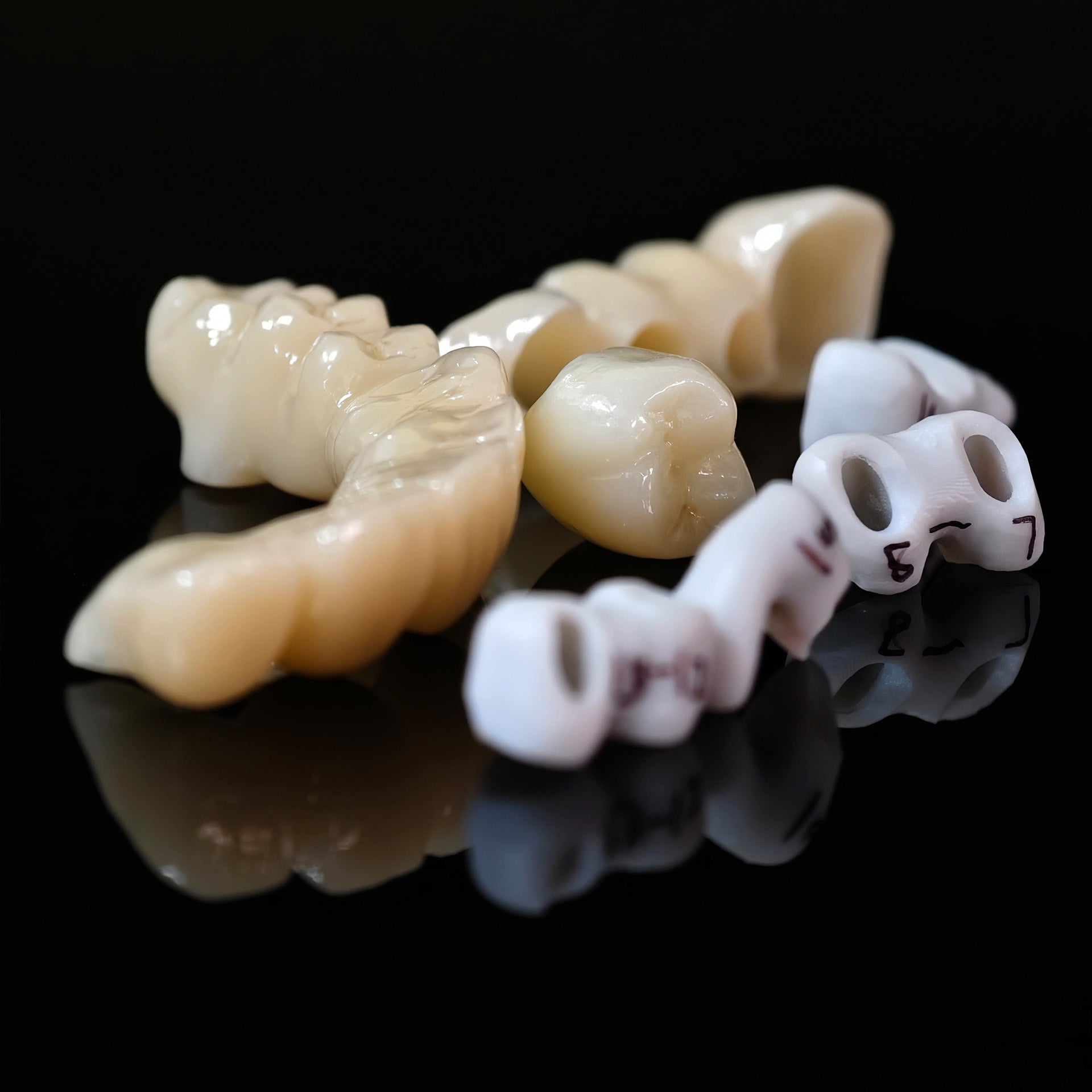 Zirconia Implant Bridge Screwmentable Dental Crown