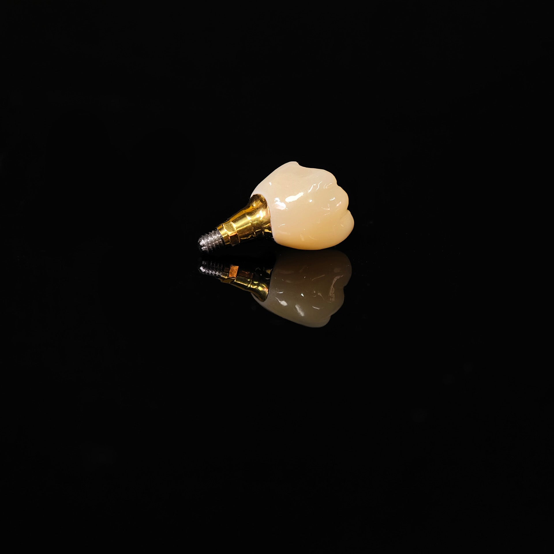 Zirconia Implant Crown With Gold Plating