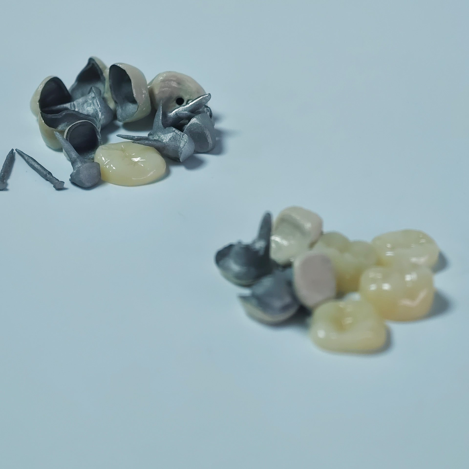 Co - Cr PFM Dental Crowns With Metal Post-And-Core
