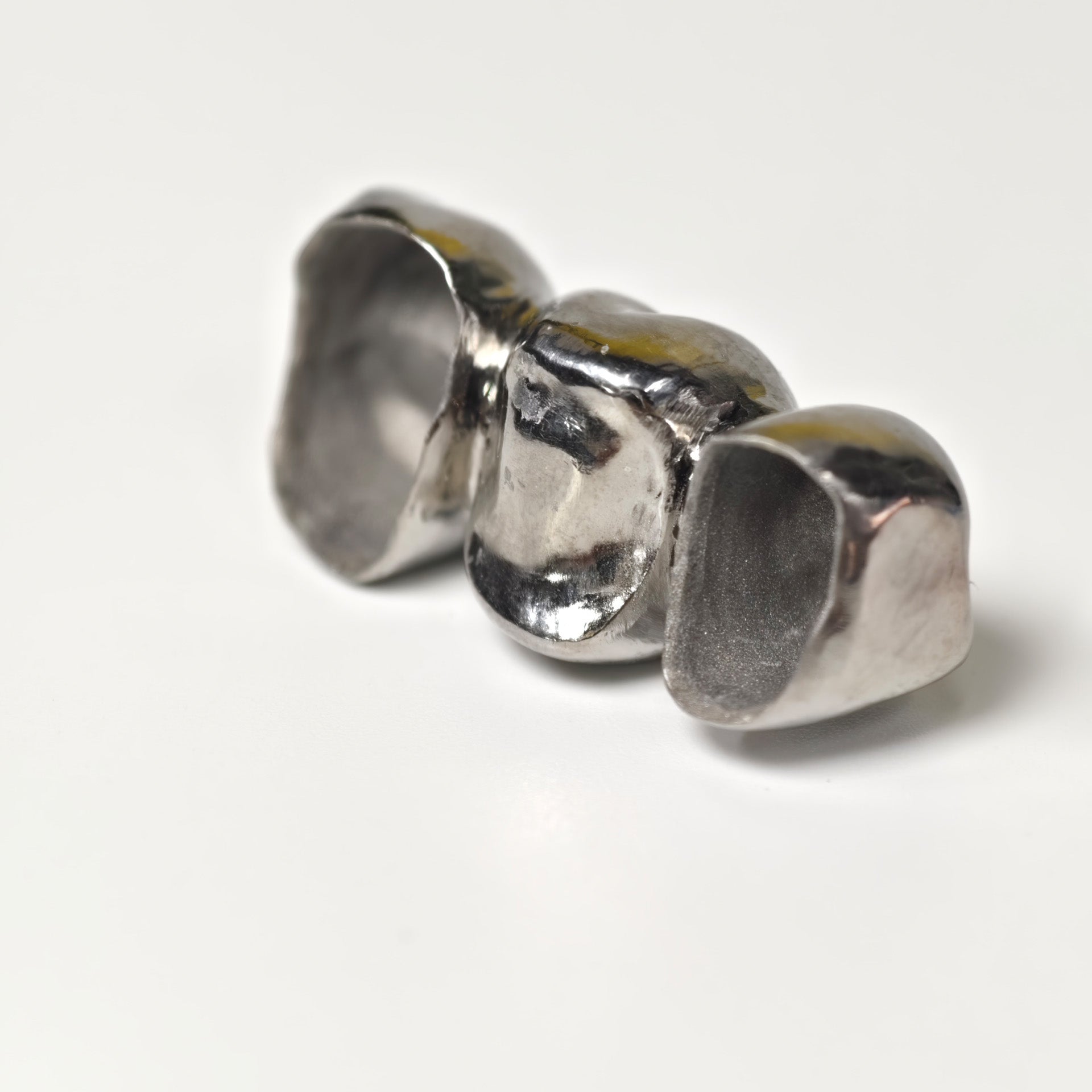 Titanium Crown With Cement Retained