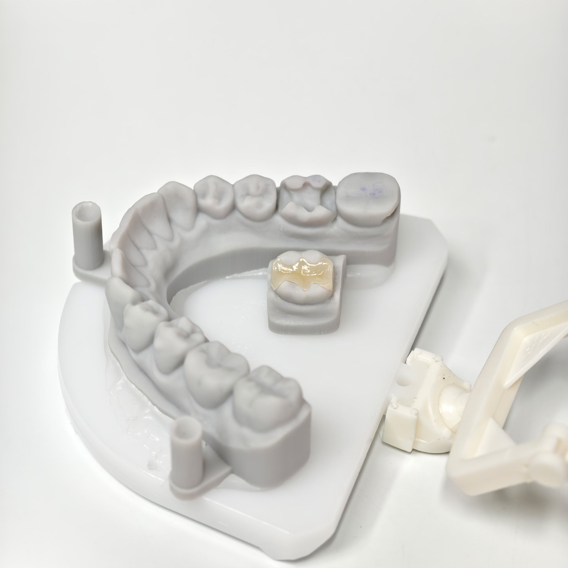 Full-Zirconia Laying
