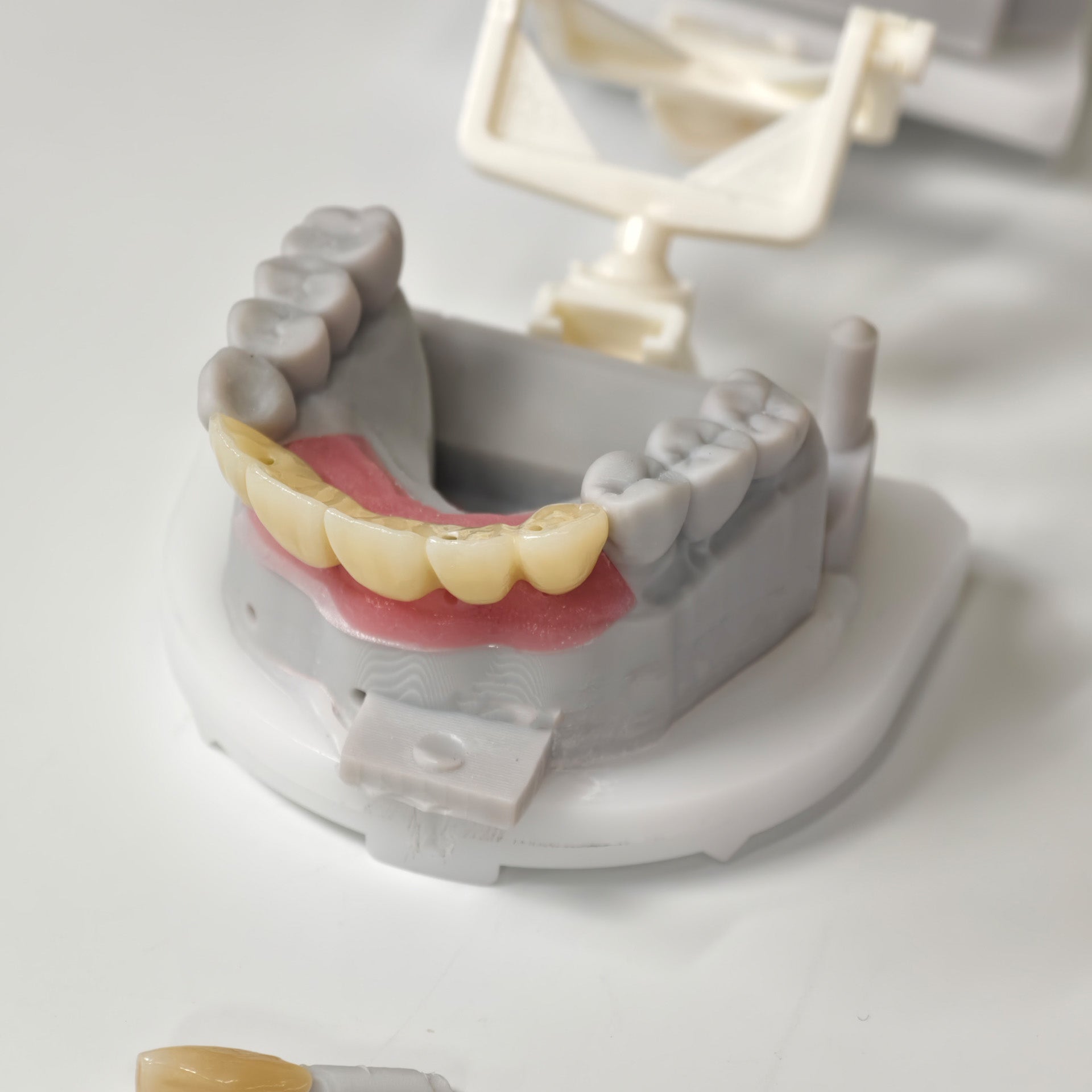 Zirconia Implant Bridge Screwmentable Dental Crown