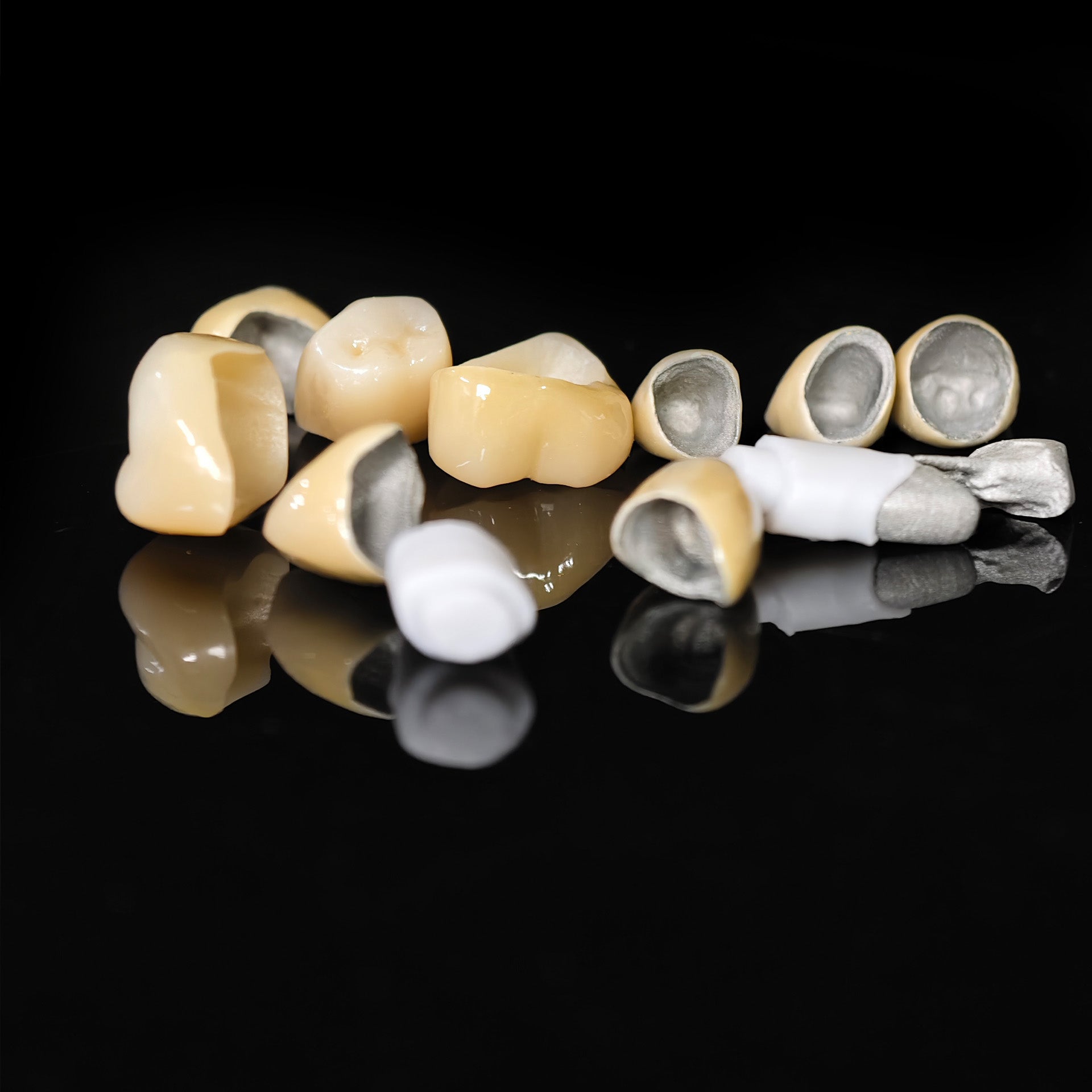 Co - Cr PFM Dental Bridge With Metal Post-And-Core